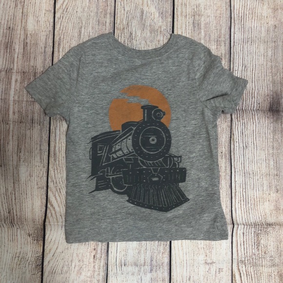 Boys shirts bundle - Picture 9 of 12